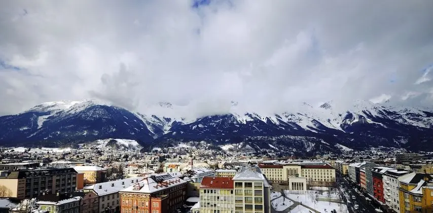 Deluxe Oda, 1 En Büyük (King) Boy Yatak, Dağ Manzaralı