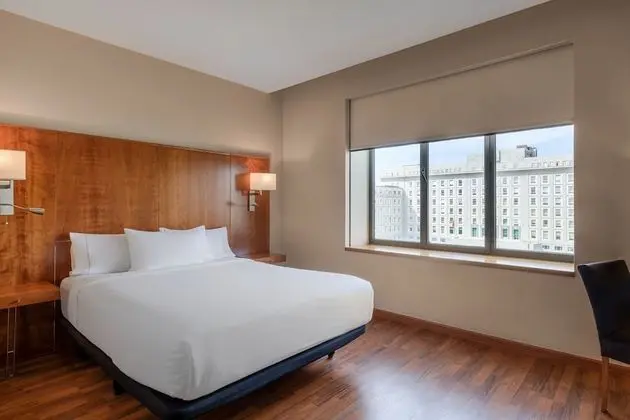 Standard Oda, 1 Büyük (Queen) Boy Yatak