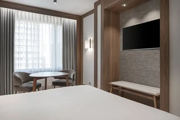 Standard Oda, 1 En Büyük (King) Boy Yatak, Şehir Manzaralı