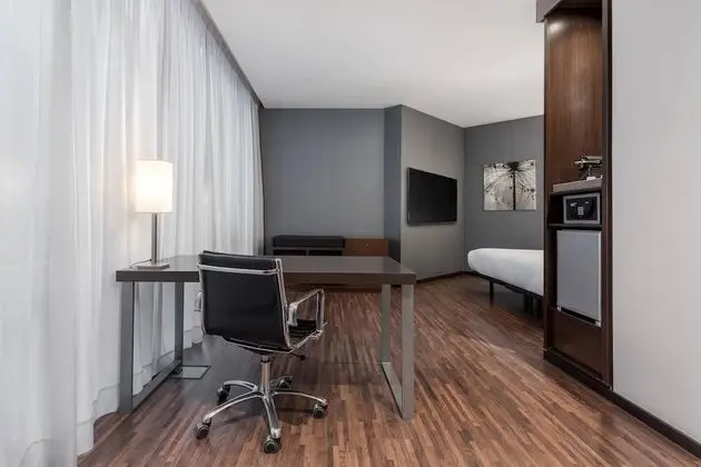 Standard Oda, 1 Büyük (Queen) Boy Yatak