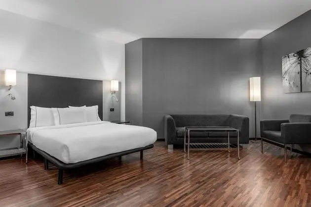 Standard Oda, 1 Büyük (Queen) Boy Yatak