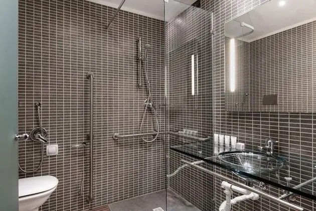 Standard Oda, 1 Büyük (Queen) Boy Yatak