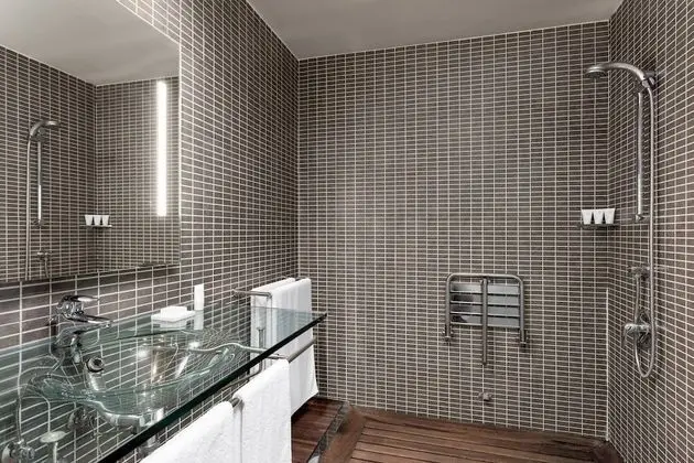 Standard Oda, 1 Büyük (Queen) Boy Yatak