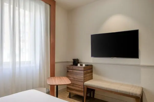 Oda, 1 Tek Kişilik Yatak