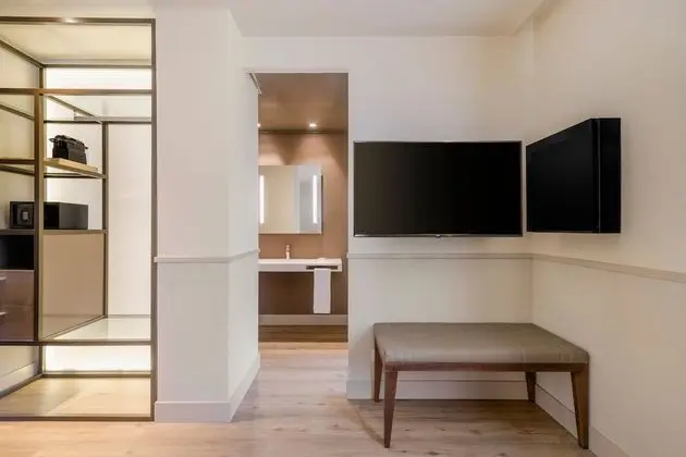 Standard Oda, 1 Büyük (Queen) Boy Yatak