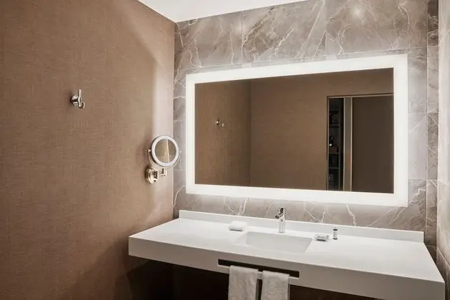 Oda, 1 En Büyük (King) Boy Yatak, Şehir Manzaralı