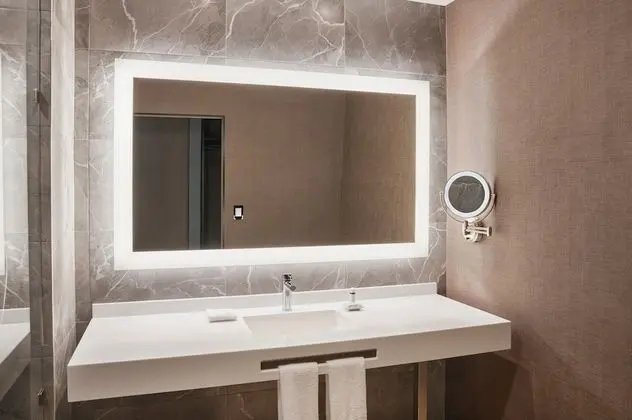 Oda, 1 En Büyük (King) Boy Yatak, Şehir Manzaralı