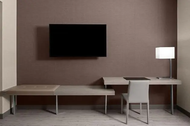 Oda, 1 En Büyük (King) Boy Yatak, Şehir Manzaralı (Mobility Accessible, Tub)