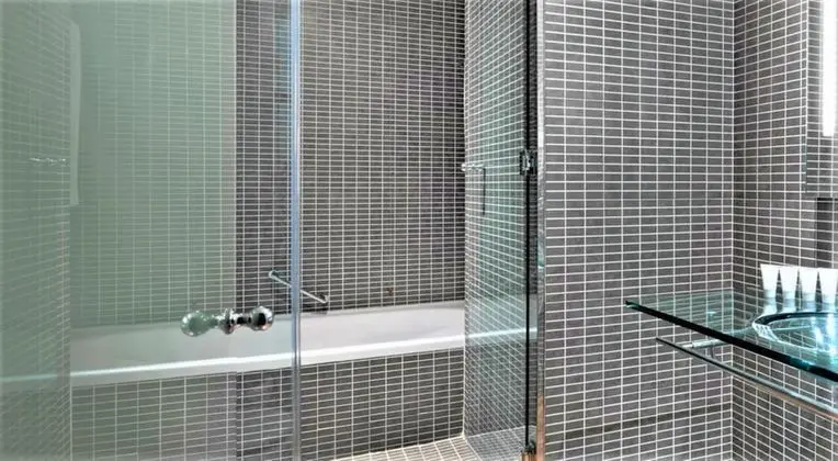 Standard Oda, 1 En Büyük (King) Boy Yatak ve Çekyat, Şehir Manzaralı