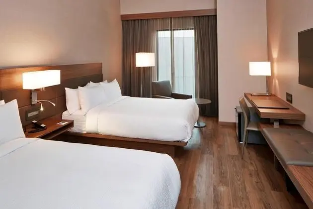 Oda, 2 Çift Kişilik Yatak (Mobility Accessible, Tub)