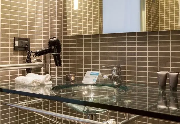 Standard Oda, 1 En Büyük (King) Boy Yatak