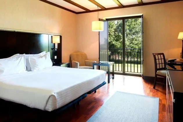 Standard Oda, 1 En Büyük (King) Boy Yatak