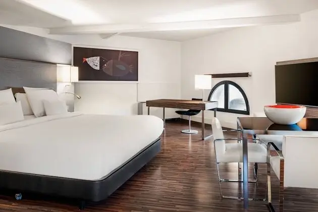 Junior Süit, 1 En Büyük (King) Boy Yatak