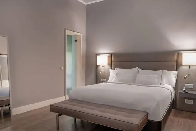 Junior Süit, 1 En Büyük (King) Boy Yatak