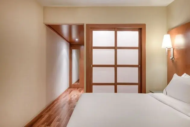 Standard Oda, 1 Büyük (Queen) Boy Yatak