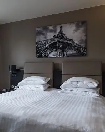 Oda, 1 En Büyük (King) Boy Yatak, Şehir Manzaralı