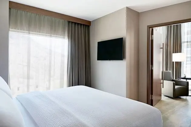 Süit, 1 Yatak Odası, Balkon, Köşe