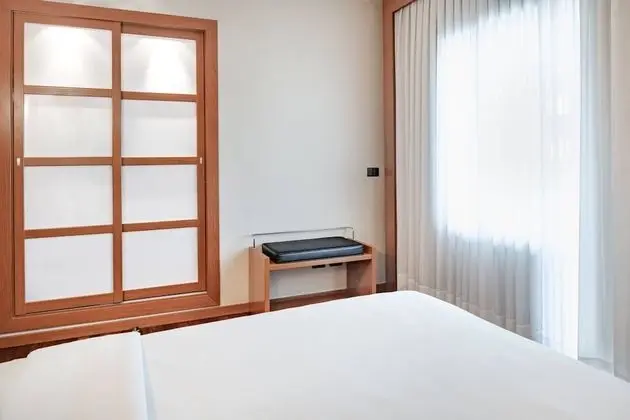 Junior Süit, 1 En Büyük (King) Boy Yatak