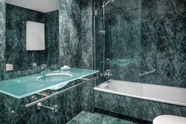 Junior Süit, 1 En Büyük (King) Boy Yatak