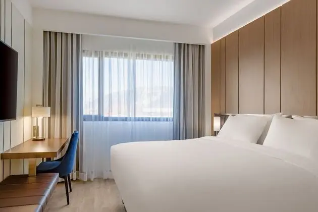 Oda, 1 En Büyük (King) Boy Yatak, Şehir Manzaralı