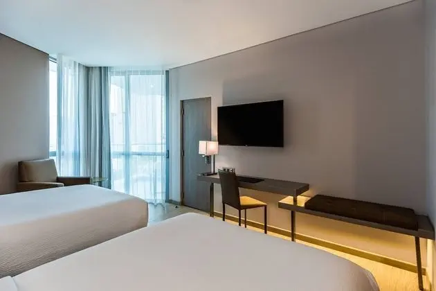 Oda, 2 Çift Kişilik Yatak, Balkon