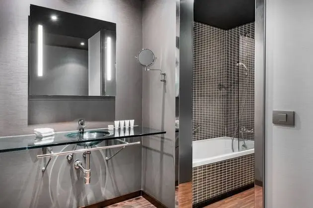 Standard Oda, 1 En Büyük (King) Boy Yatak, Şehir Manzaralı
