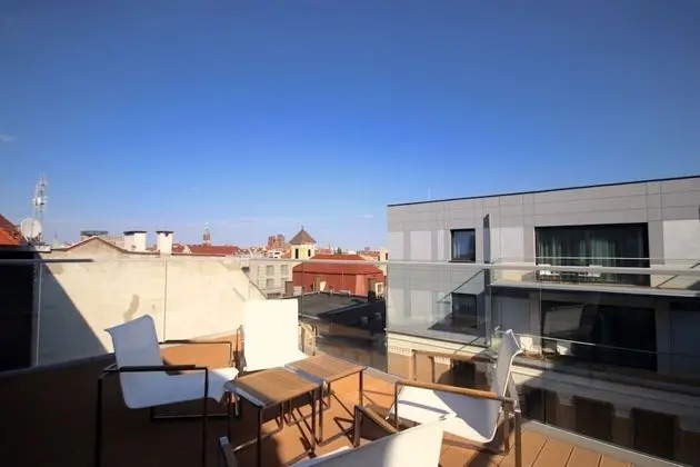 Standard Oda, 1 En Büyük (King) Boy Yatak, Balkon, Şehir Manzaralı