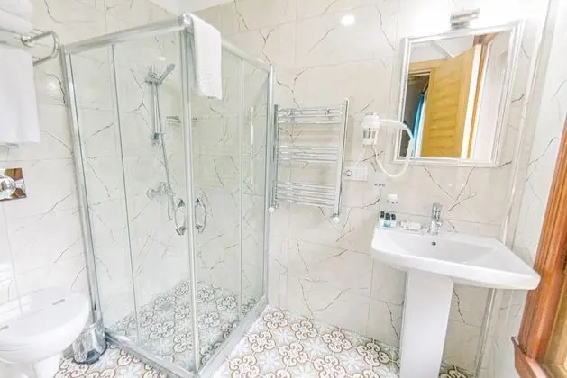 Superior Üç Kişilik Oda, Sigara İçilmez
