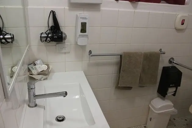 Standard Oda, Sigara İçilmez (STD Queen Room)