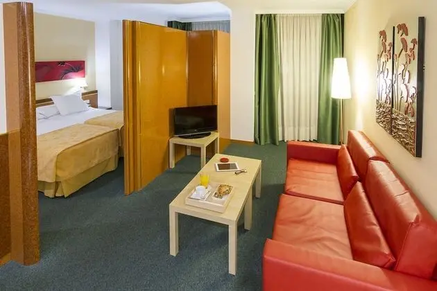 Apartment, Kichenette.