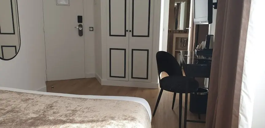 Superior Tek Büyük Yataklı Oda