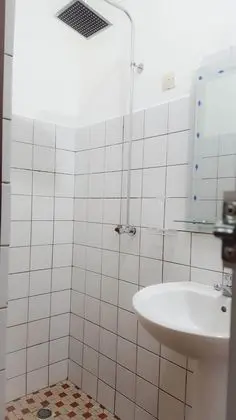 Basic Tek Büyük Yataklı Oda