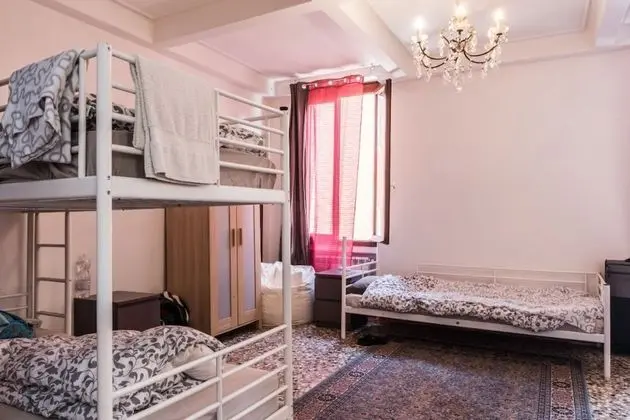 Ortak Ranzalı Oda, Karma Ranzalı Oda, Ortak Banyo