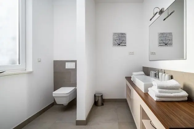 Apart Daire, 2 Yatak Odası, Balkon, Denize Sıfır (No pool access)