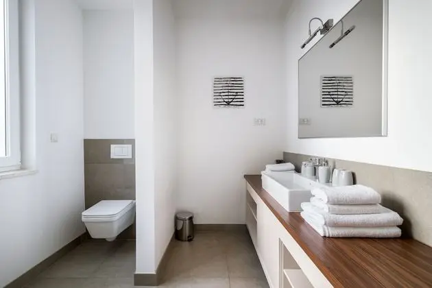 Apart Daire, 2 Yatak Odası, Kişiye Özel Havuzlu, Denize Sıfır