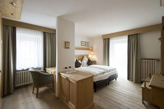 Standard Tek Büyük Yataklı Oda (Romantic)