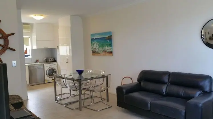 Acaill - 2 bedroom