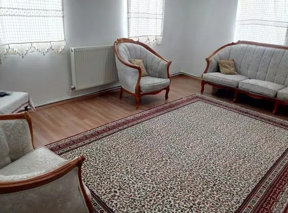 Apartment, Vadi Manzaralı, Özel Bahçeli