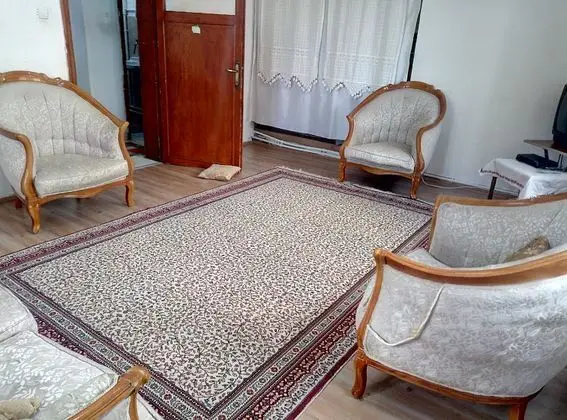 Apartment, Vadi Manzaralı, Özel Bahçeli