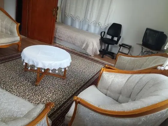 Apartment, Vadi Manzaralı, Özel Bahçeli