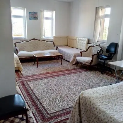Daire, Bahçe Manzaralı, Balkonlu