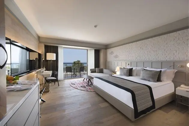 Deluxe Tek Büyük Yataklı Oda, Deniz Manzaralı