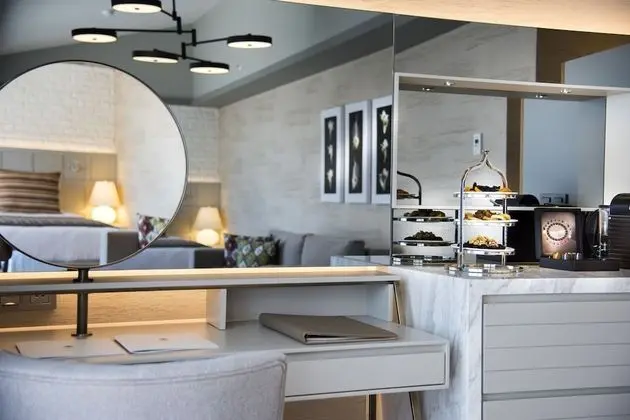 Superior Oda, Kısmi Deniz Manzaralı