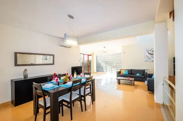 Villa, 3 Yatak Odası, Kişiye Özel Havuzlu, Havuz Manzaralı