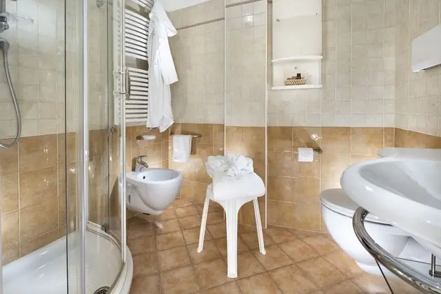 Comfort Tek Büyük veya İki Ayrı Yataklı Oda, Balkon