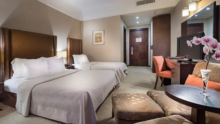 Otel Standard Kara Manzaralı Oda