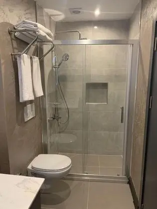 3 Kisilik Deluxe Oda