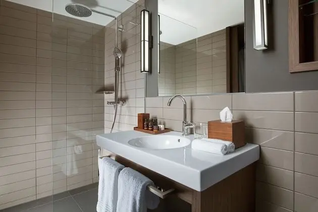ACASA Suite, 1 King Bed, Kitchen