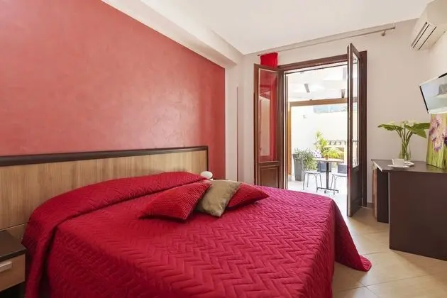 Tek Büyük Yataklı Oda