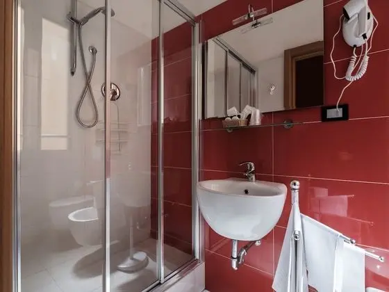 Classic Tek Büyük Yataklı Oda